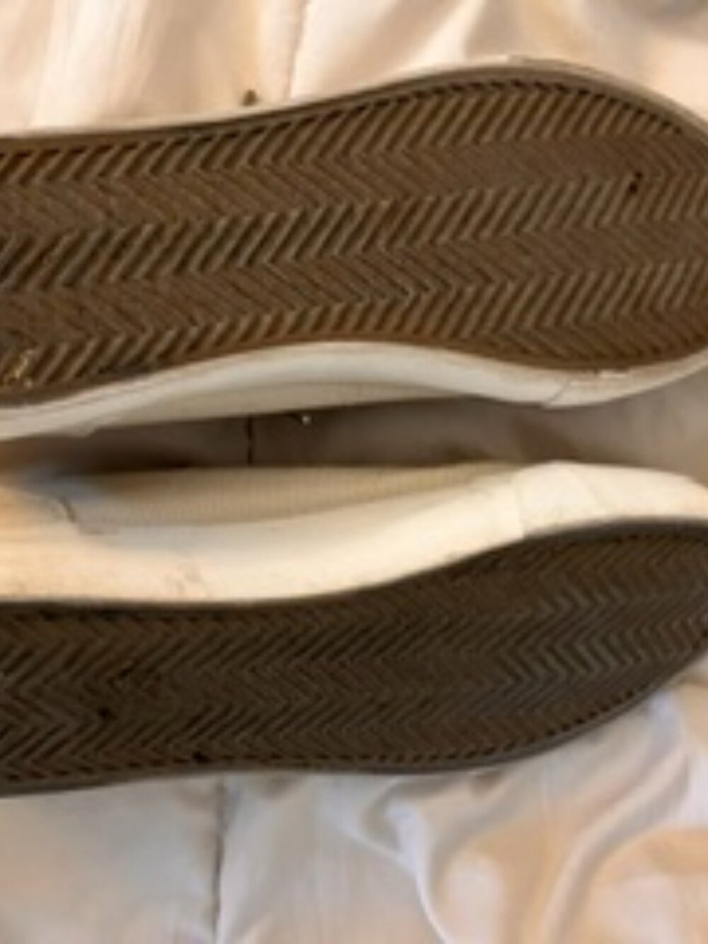 Maurices size 7.5 cream sneakers